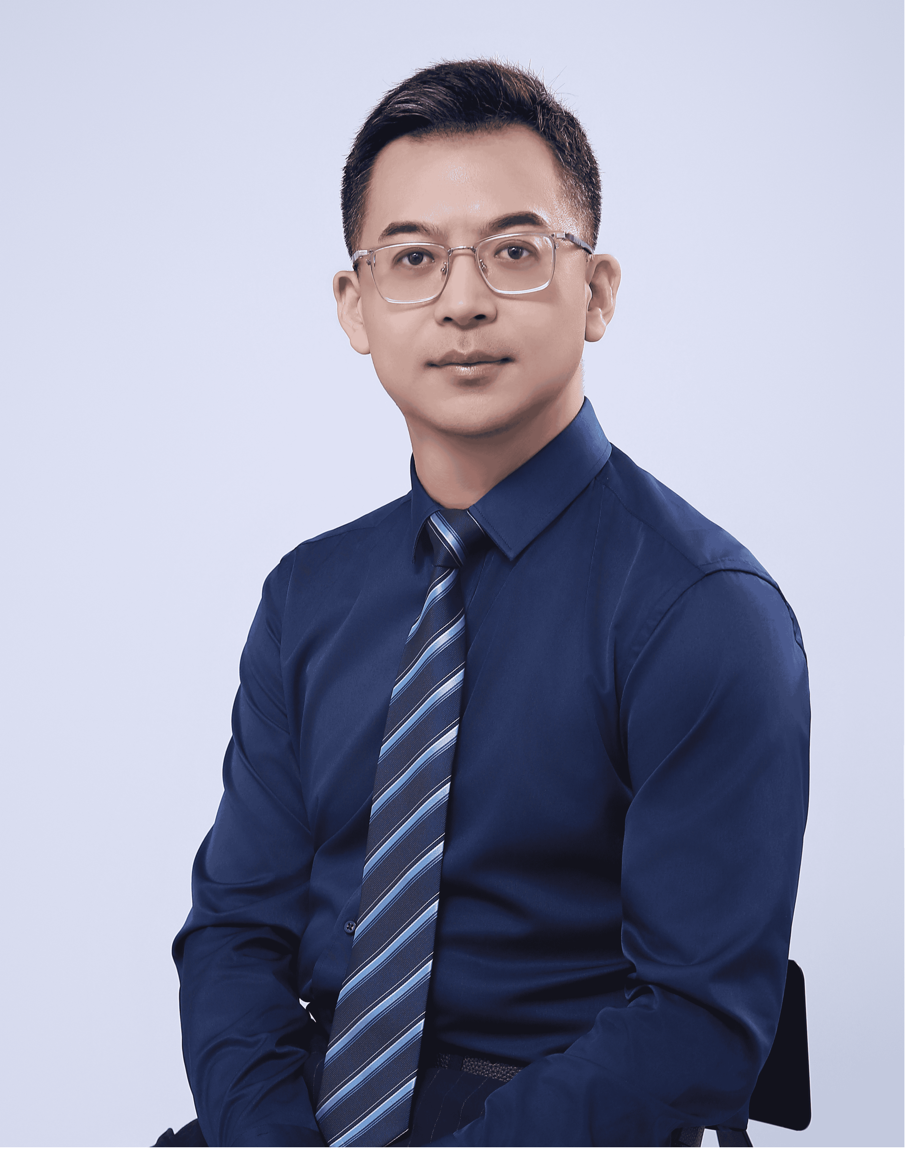 杨楠.png